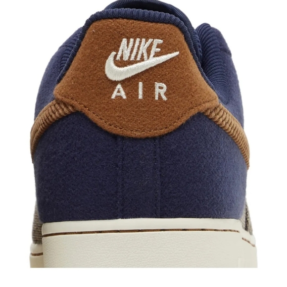 Nike Air Force 1 '07 Premium "Tweed Corduroy" - Picture 7 of 8
